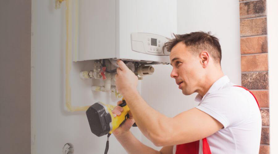 Expert burst pipe repair services in Mcconnell Afb, KS